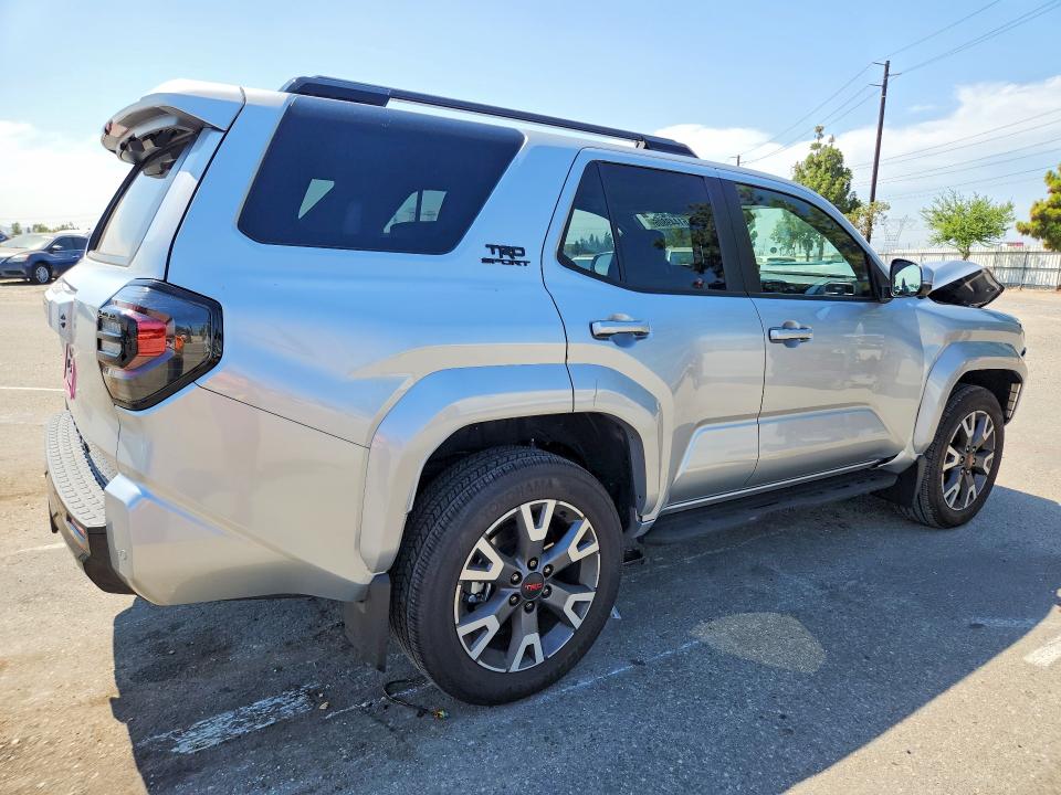 Photo 3 from auction – 2025 TOYOTA 4RUNNER with VIN JTEVA5BR8S5058063