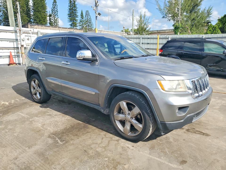 Photo 4 from auction – 2013 JEEP GRAND CHEROKEE with VIN 1C4RJECG7DC526348