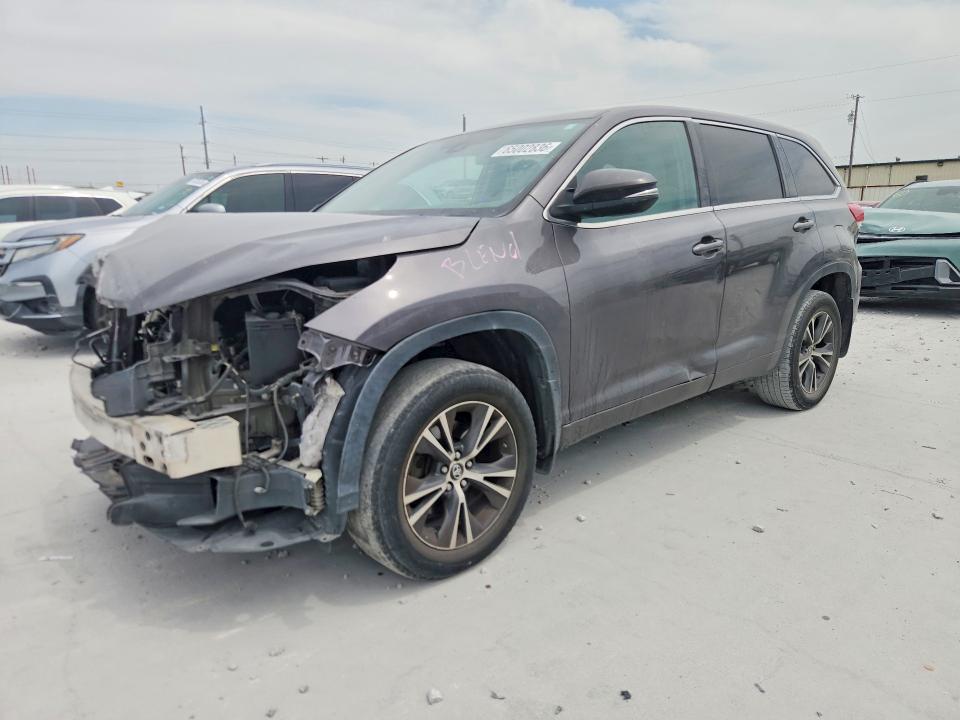 TOYOTA HIGHLANDER 2018 with VIN 5TDZZRFH1JS235424 - Photo from auction