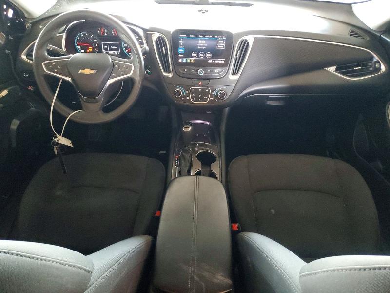 Photo 8 from auction – 2019 CHEVROLET MALIBU with VIN 1G1ZD5ST3KF205160