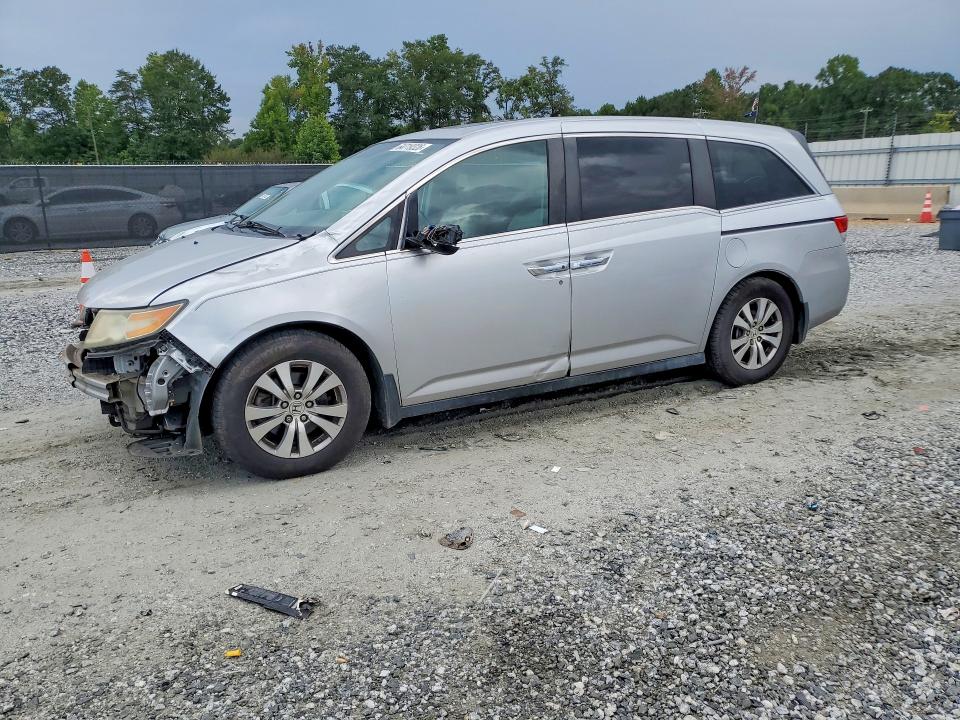 HONDA ODYSSEY 2015 with VIN 5FNRL5H6XFB056056 - Photo from auction