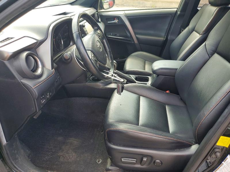 Photo 7 from auction – 2016 TOYOTA RAV4 with VIN JTMJFREV0GJ077192