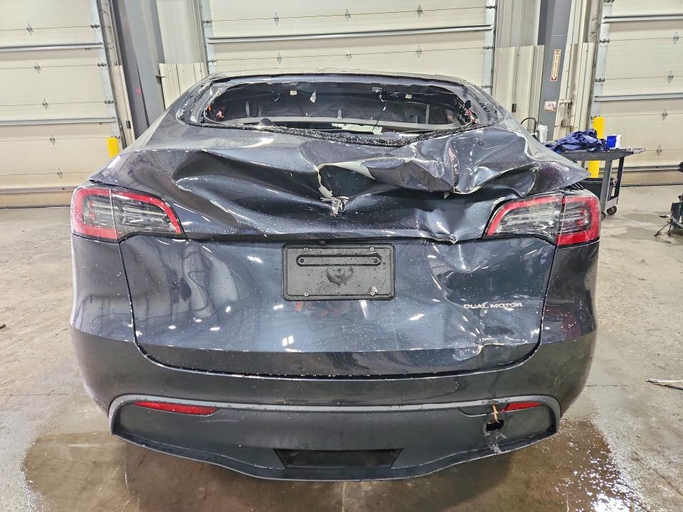 Photo 6 from auction – 2024 TESLA MODEL Y with VIN 7SAYGDEE6RF155776