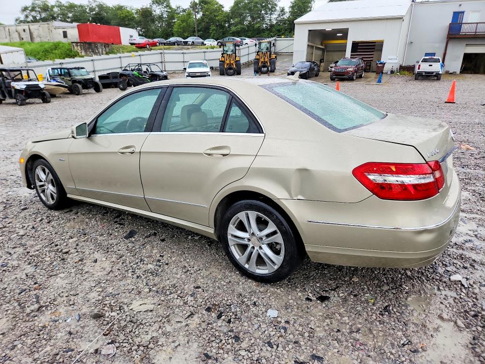 Photo 2 from auction – 2011 MERCEDES-BENZ E with VIN WDDHF2EB5BA343056