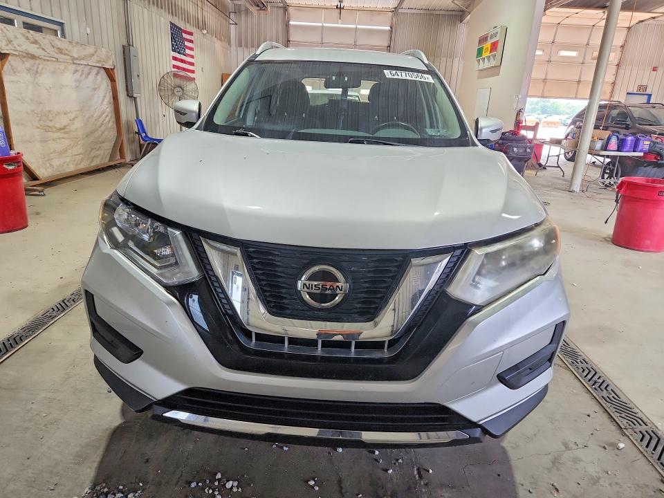 Photo 5 from auction – 2018 NISSAN ROGUE with VIN JN8AT2MV2JW302759