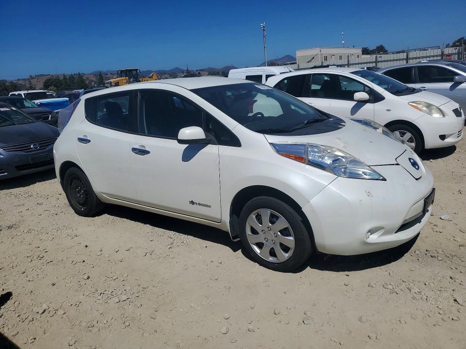 Photo 4 from auction – 2016 NISSAN LEAF with VIN 1N4AZ0CP5GC303082