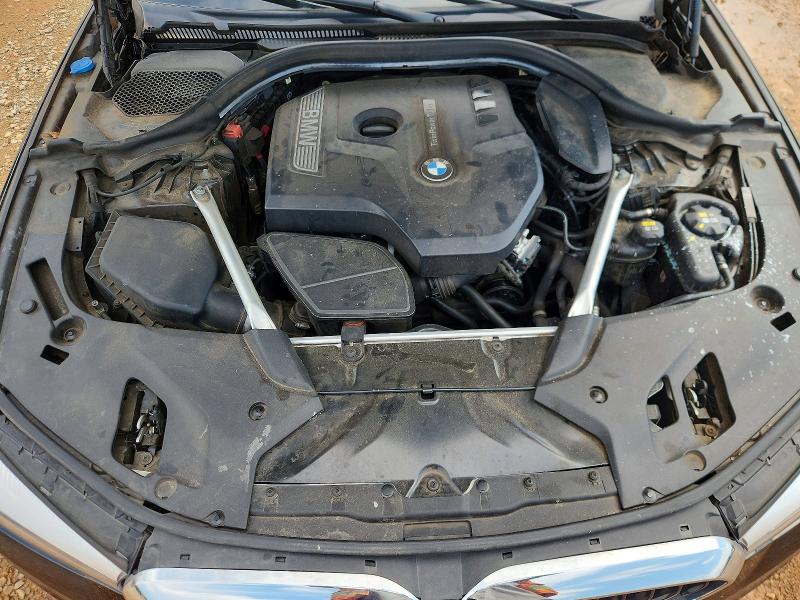 Photo 11 from auction – 2018 BMW 530 with VIN WBAJA7C5XJWA74834
