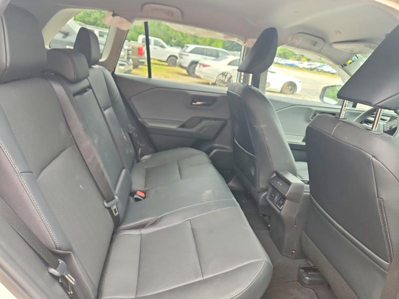 Photo 10 from auction – 2026 TOYOTA RAV4 with VIN 2T36CRAV5TC004207