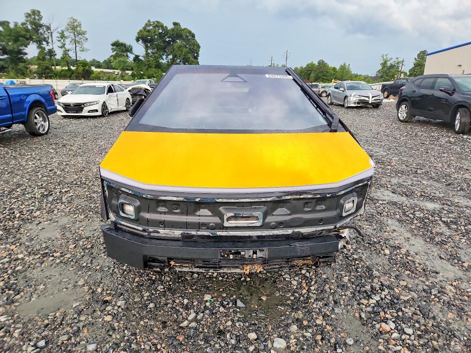 Photo 5 from auction – 2025 TESLA CYBERTRUCK with VIN 7G2CEHEE9SA075778