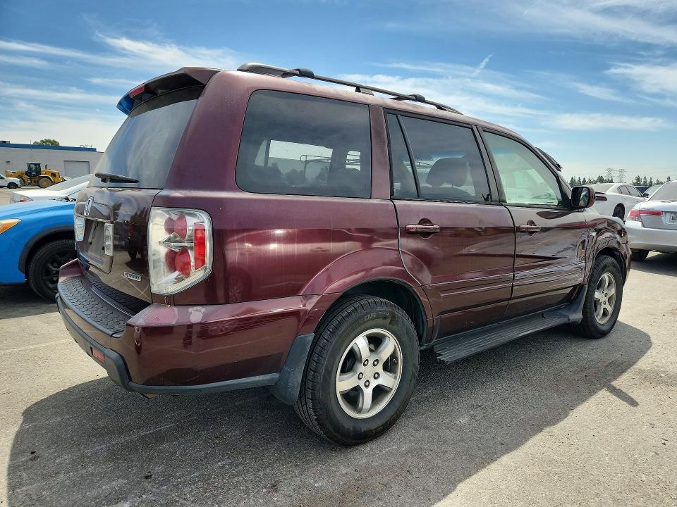 Photo 3 from auction – 2007 HONDA PILOT with VIN 2HKYF18487H509393