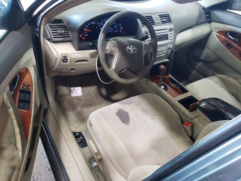 Zdjęcie 8 z aukcji – 2011 TOYOTA CAMRY z VIN 4T1BF3EK8BU663598