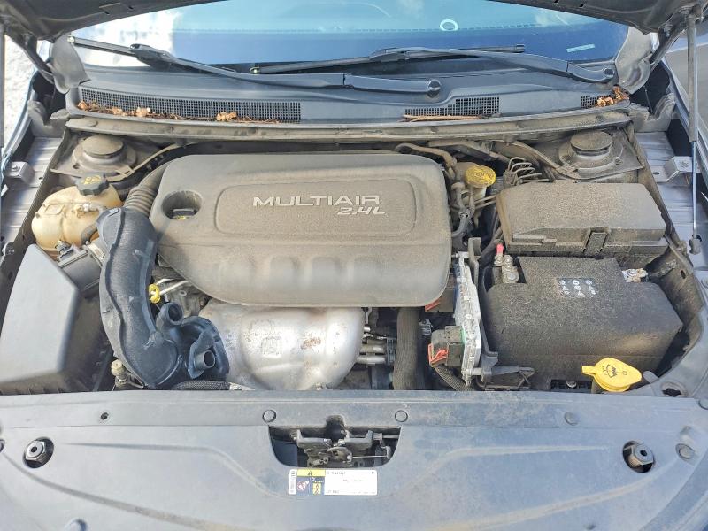 Photo 11 from auction – 2015 CHRYSLER 200 with VIN 1C3CCCBB2FN706309