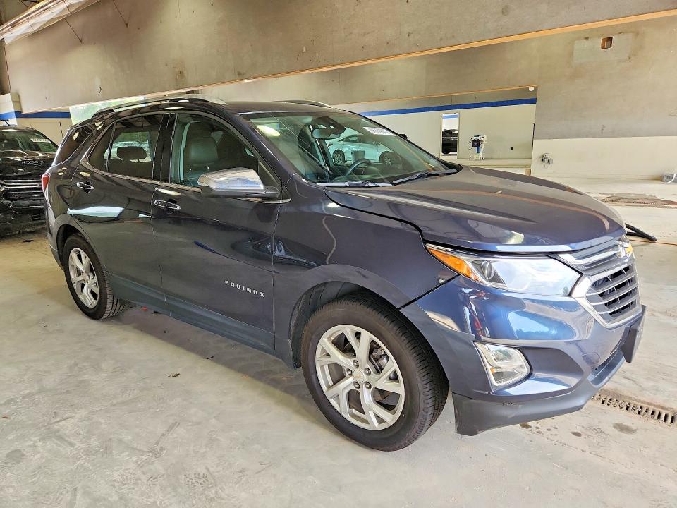 Photo 4 from auction – 2018 CHEVROLET EQUINOX with VIN 3GNAXMEV2JS538924