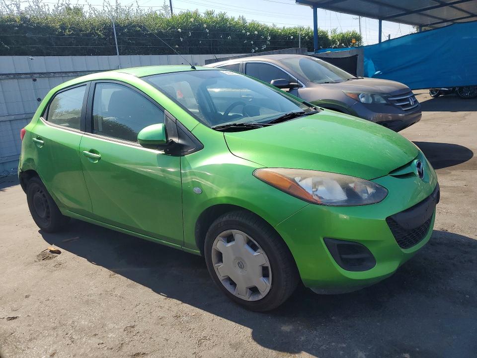 Photo 4 from auction – 2012 MAZDA MAZDA2 with VIN JM1DE1KZ5C0132664