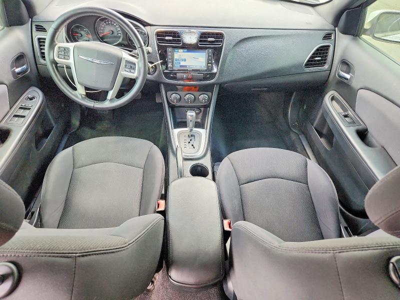 Foto 8 de la subasta – 2012 CHRYSLER 300 con VIN 1C3CCBBG7CN298956