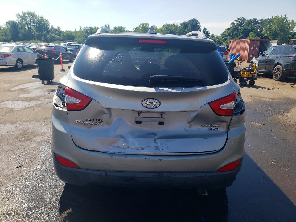 Photo 6 from auction – 2015 HYUNDAI TUCSON with VIN KM8JUCAG4FU110231