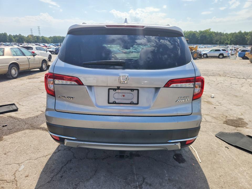 Снимка 6 от търг – 2021 HONDA PILOT с VIN 5FNYF6H06MB065161
