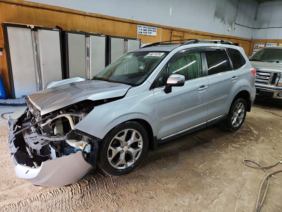 SUBARU FORESTER 2015 with VIN JF2SJAUC5FH501767 - Photo from auction