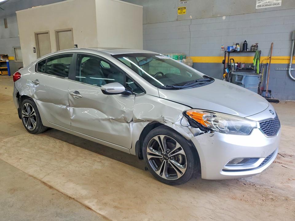 Photo 4 from auction – 2014 KIA FORTE with VIN KNAFZ4A89E5092034
