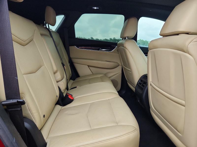 Photo 10 from auction – 2017 CADILLAC XT5 with VIN 1GYKNBRS2HZ178150