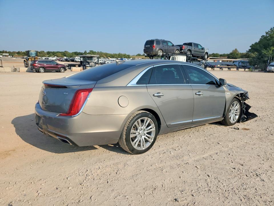Photo 3 from auction – 2019 CADILLAC XTS with VIN 2G61M5S38K9136837