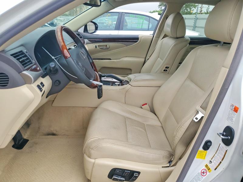 Фото 7 с аукциона – 2016 LEXUS LS с VIN JTHBL5EF1G5142587