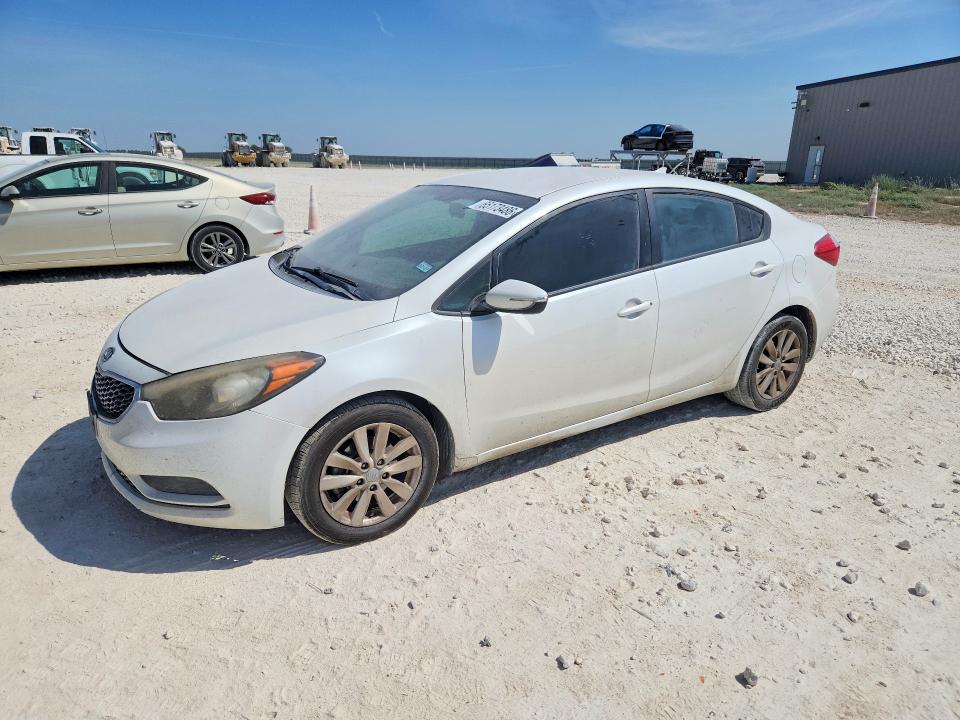 KIA FORTE 2014 with VIN KNAFX4A66E5204096 - Photo from auction