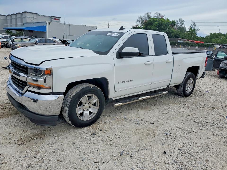 CHEVROLET SILVERADO 2018 with VIN 1GCRCREC8JZ153258 - Photo from auction