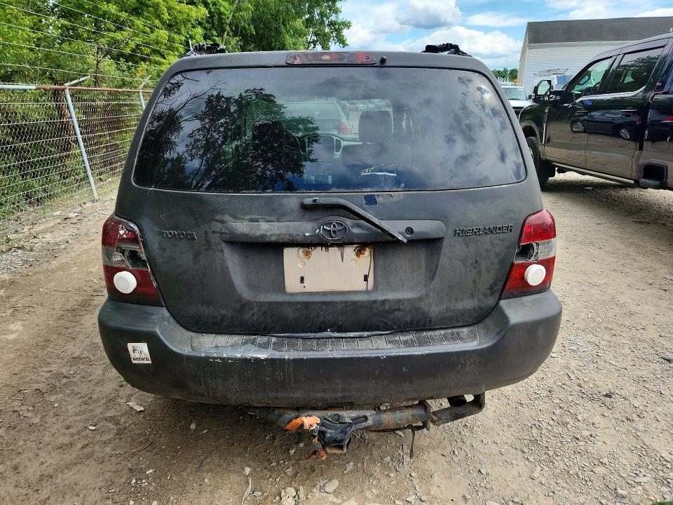 Photo 6 from auction – 2006 TOYOTA HIGHLANDER with VIN JTEGD21A360140540