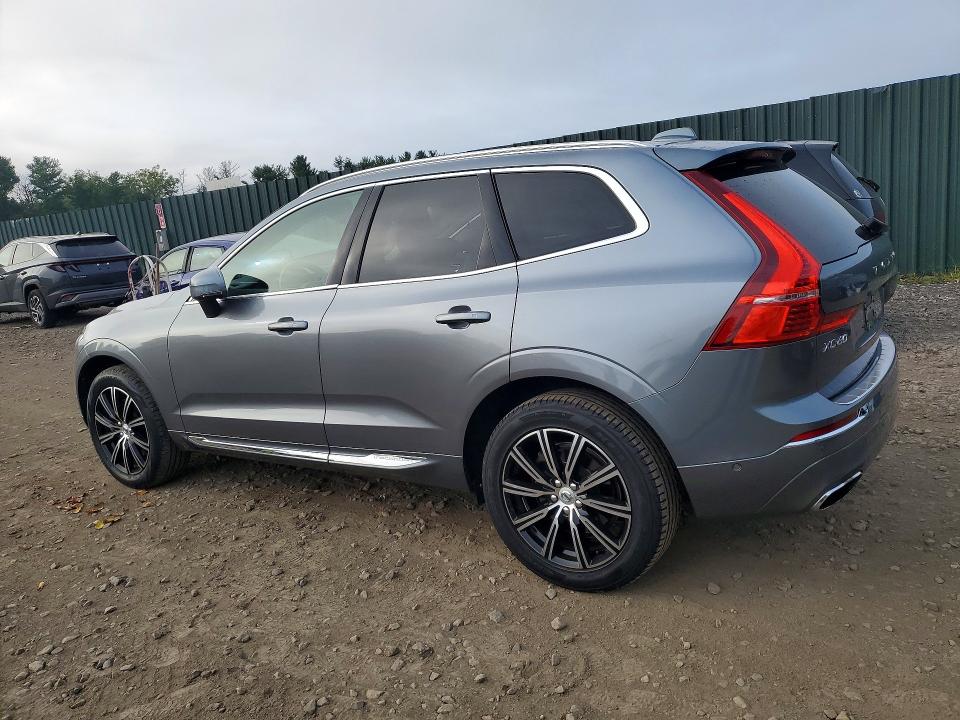 Foto 2 de la subasta – 2019 VOLVO XC60 con VIN LYVA22RL3KB284396