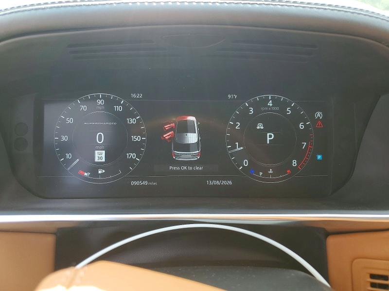 Photo 9 from auction – 2018 LAND ROVER RANGE ROVER with VIN SALGV2RE2JA503320