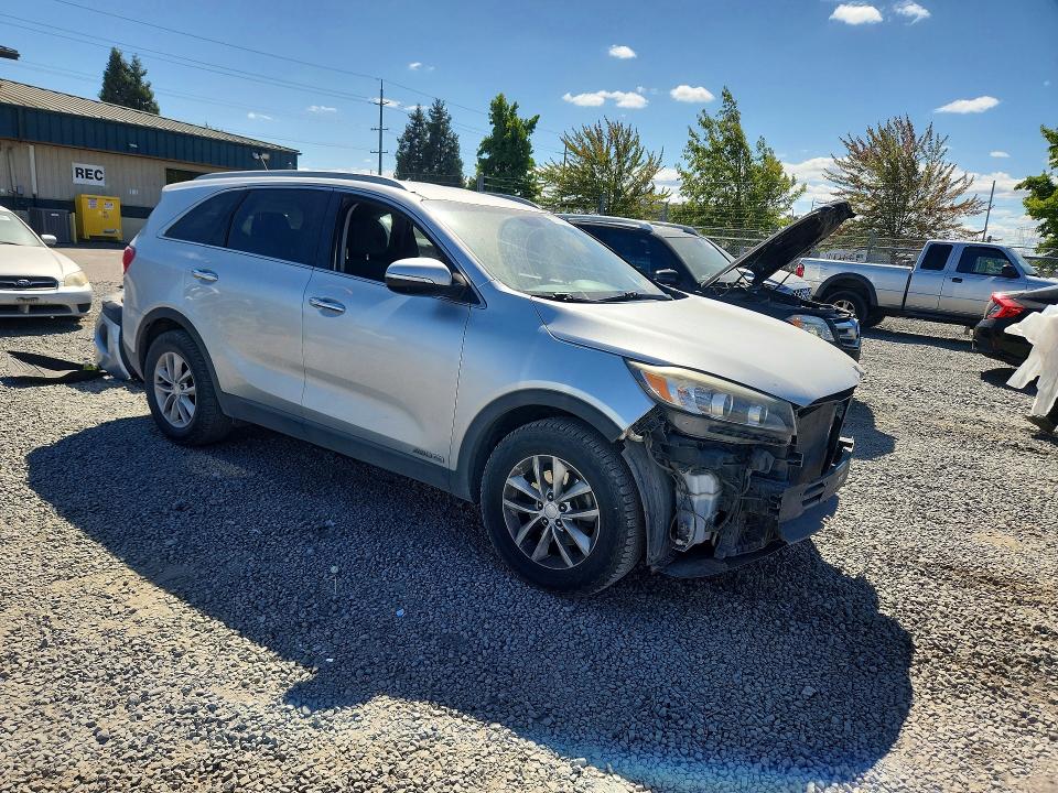 Photo 4 from auction – 2017 KIA SORENTO with VIN 5XYPGDA5XHG234566