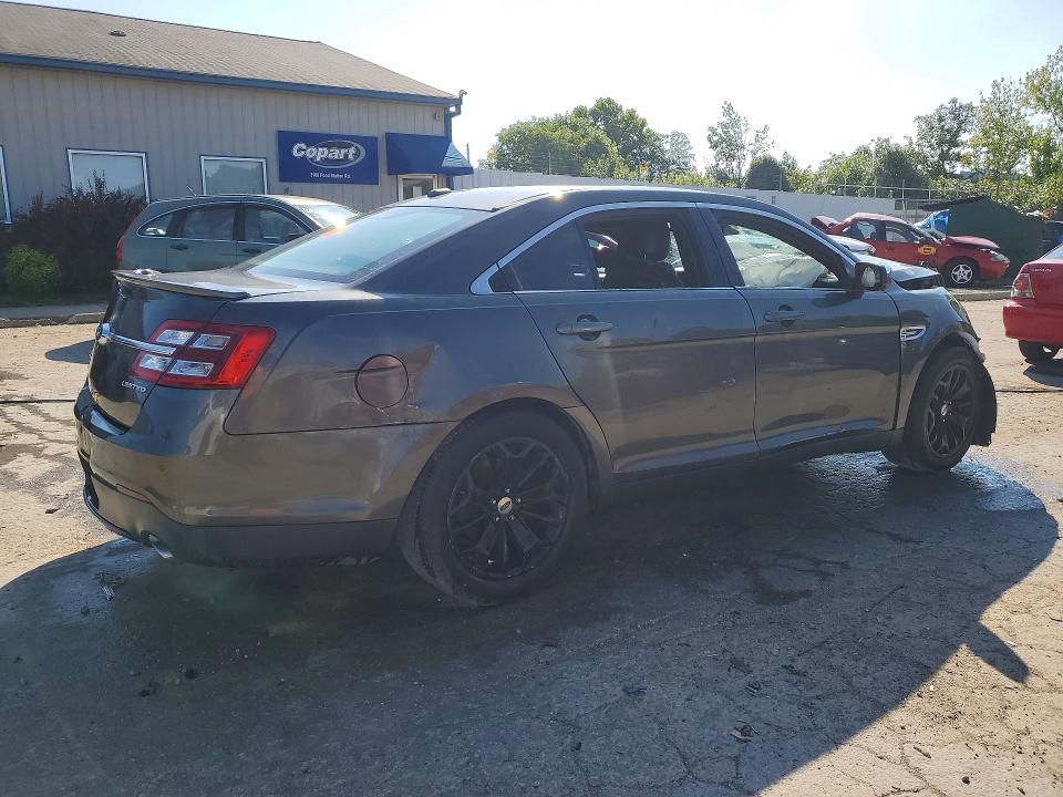 Photo 3 from auction – 2017 FORD TAURUS with VIN 1FAHP2F84HG115264