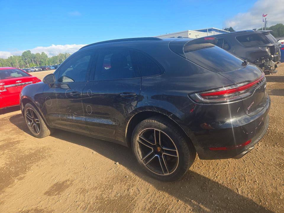 Photo 2 from auction – 2019 PORSCHE MACAN with VIN WP1AB2A52KLB34092