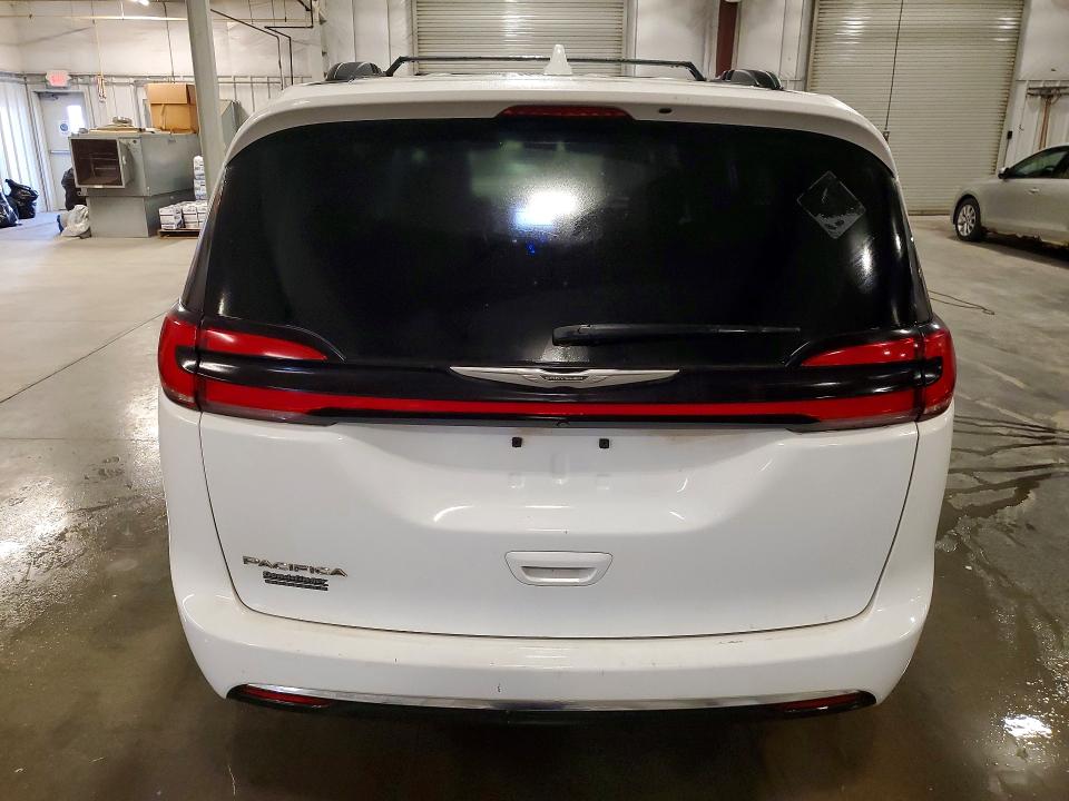 Photo 6 from auction – 2022 CHRYSLER PACIFICA with VIN 2C4RC1BG3NR179274