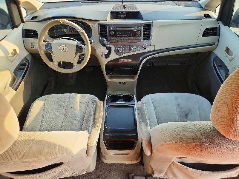 Photo 8 from auction – 2011 TOYOTA SIENNA with VIN 5TDKK3DC1BS023263