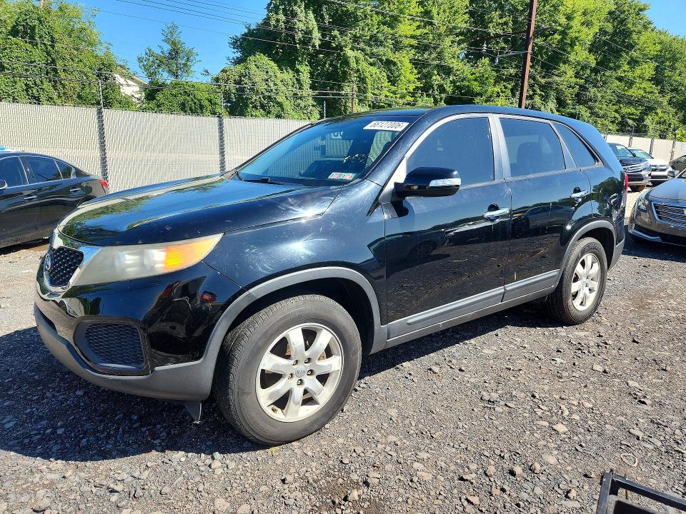 KIA SORENTO 2012 z numerem VIN 5XYKT4A19CG215728 - Zdjęcie z aukcji