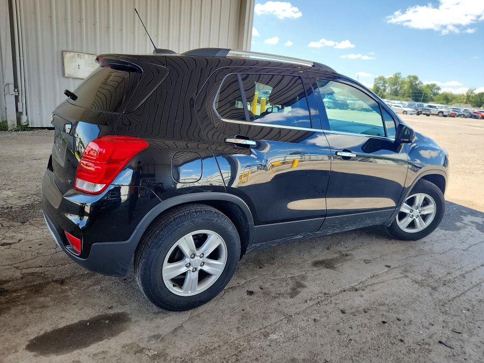 Снимка 3 от търг – 2018 CHEVROLET TRAX с VIN 3GNCJLSB0JL358995