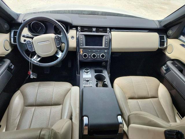 Photo 8 from auction – 2017 LAND ROVER DISCOVERY with VIN SALRGBBVXHA037322