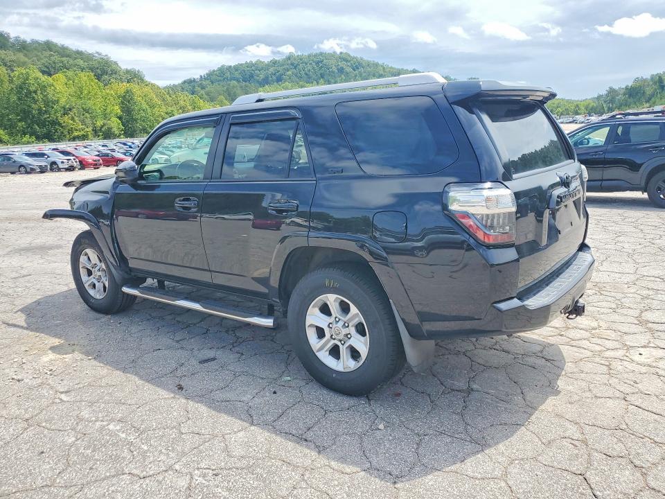 Photo 2 from auction – 2014 TOYOTA 4RUNNER with VIN JTEBU5JR1E5152673