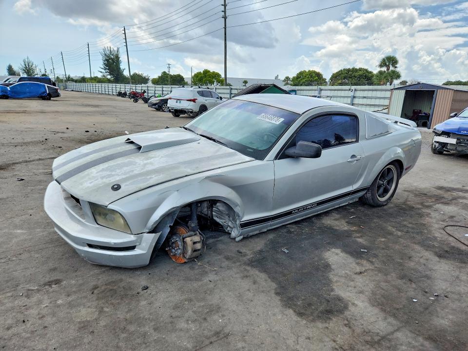 2006 FORD MUSTANG