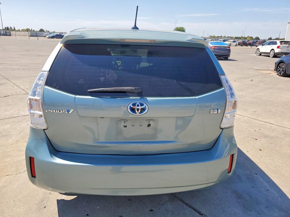 Photo 6 from auction – 2014 TOYOTA PRIUS V with VIN JTDZN3EU2E3332159