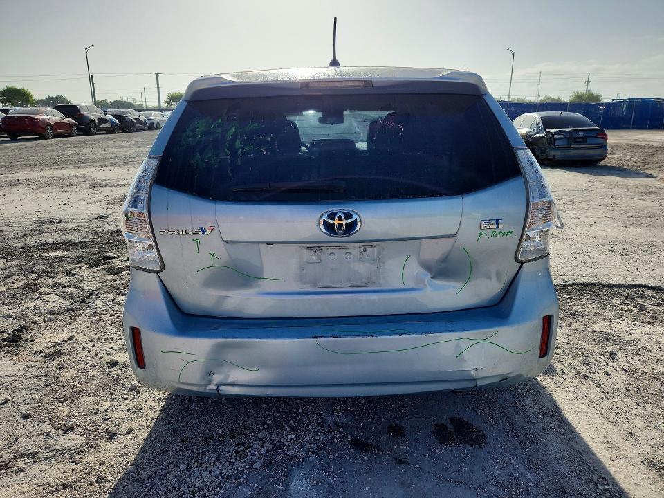 Photo 6 from auction – 2012 TOYOTA PRIUS C HYB with VIN JTDZN3EU9C3164193
