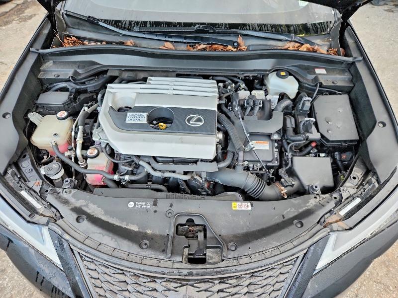 Photo 11 from auction – 2019 LEXUS UX with VIN JTHU9JBH9K2009897