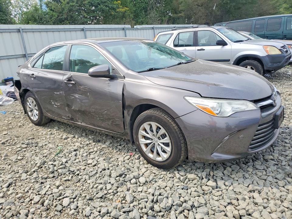 Photo 4 from auction – 2016 TOYOTA CAMRY with VIN 4T4BF1FK9GR554969