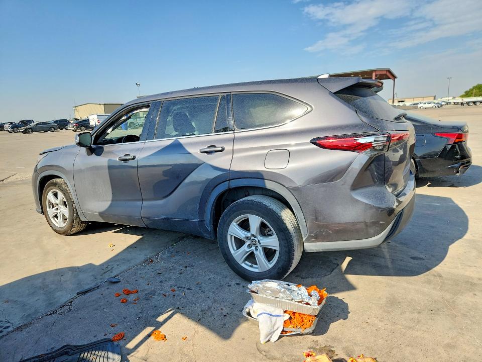 Photo 2 from auction – 2021 TOYOTA HIGHLANDER with VIN 5TDZZRAH6MS524505