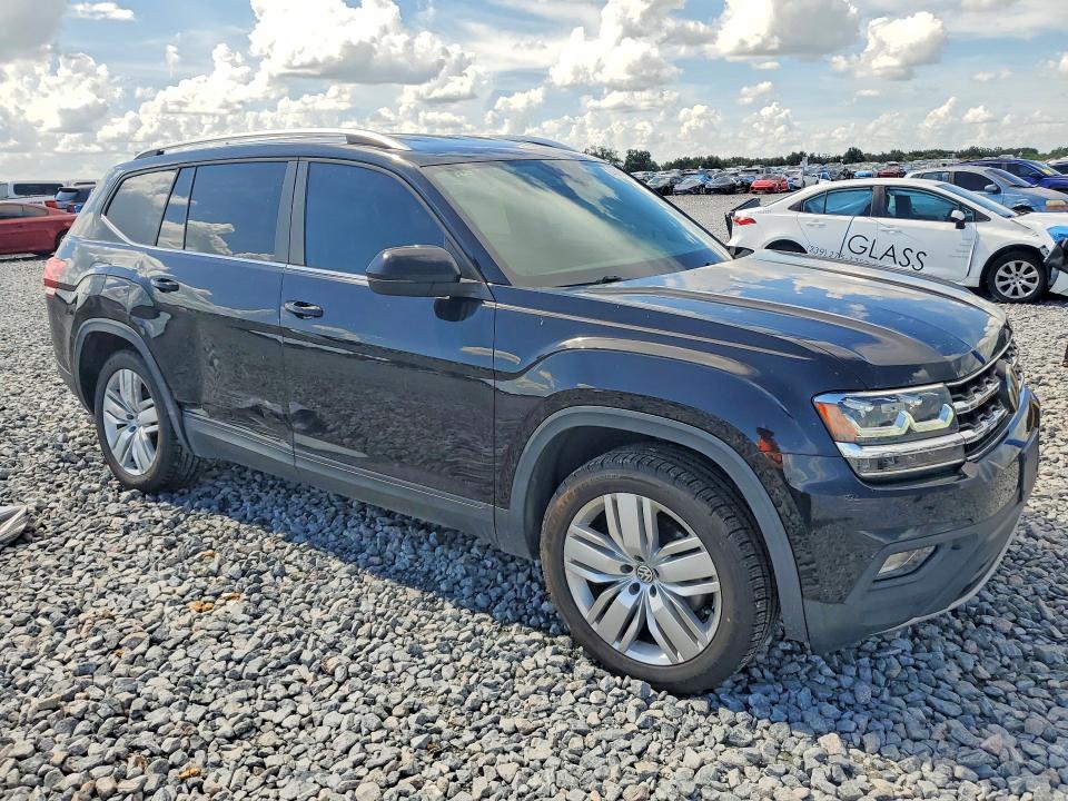 Photo 4 from auction – 2019 VOLKSWAGEN ATLAS with VIN 1V2WR2CA3KC595376