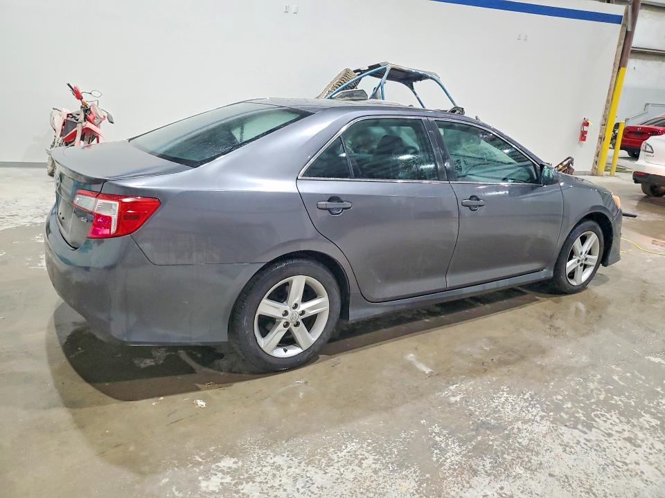 Photo 3 from auction – 2014 TOYOTA CAMRY with VIN 4T1BF1FK8EU338893