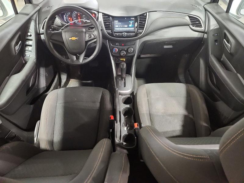 Photo 8 from auction – 2017 CHEVROLET TRAX with VIN KL7CJKSB4HB146337
