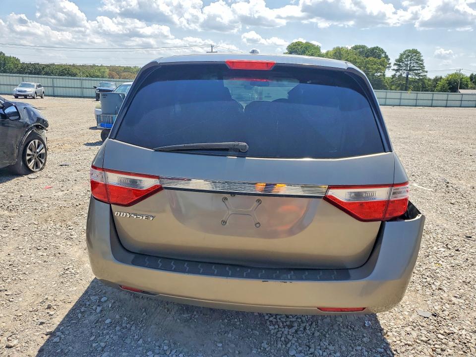 Photo 6 from auction – 2012 HONDA ODYSSEY with VIN 5FNRL5H67CB046788